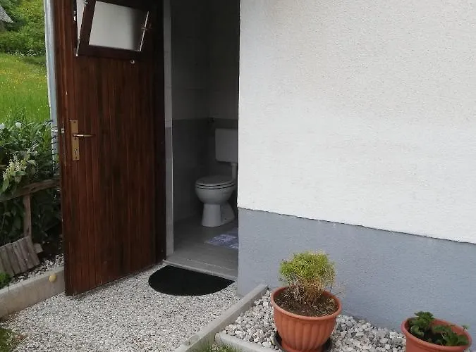 Soba Pri Bregarju בית אירוח *